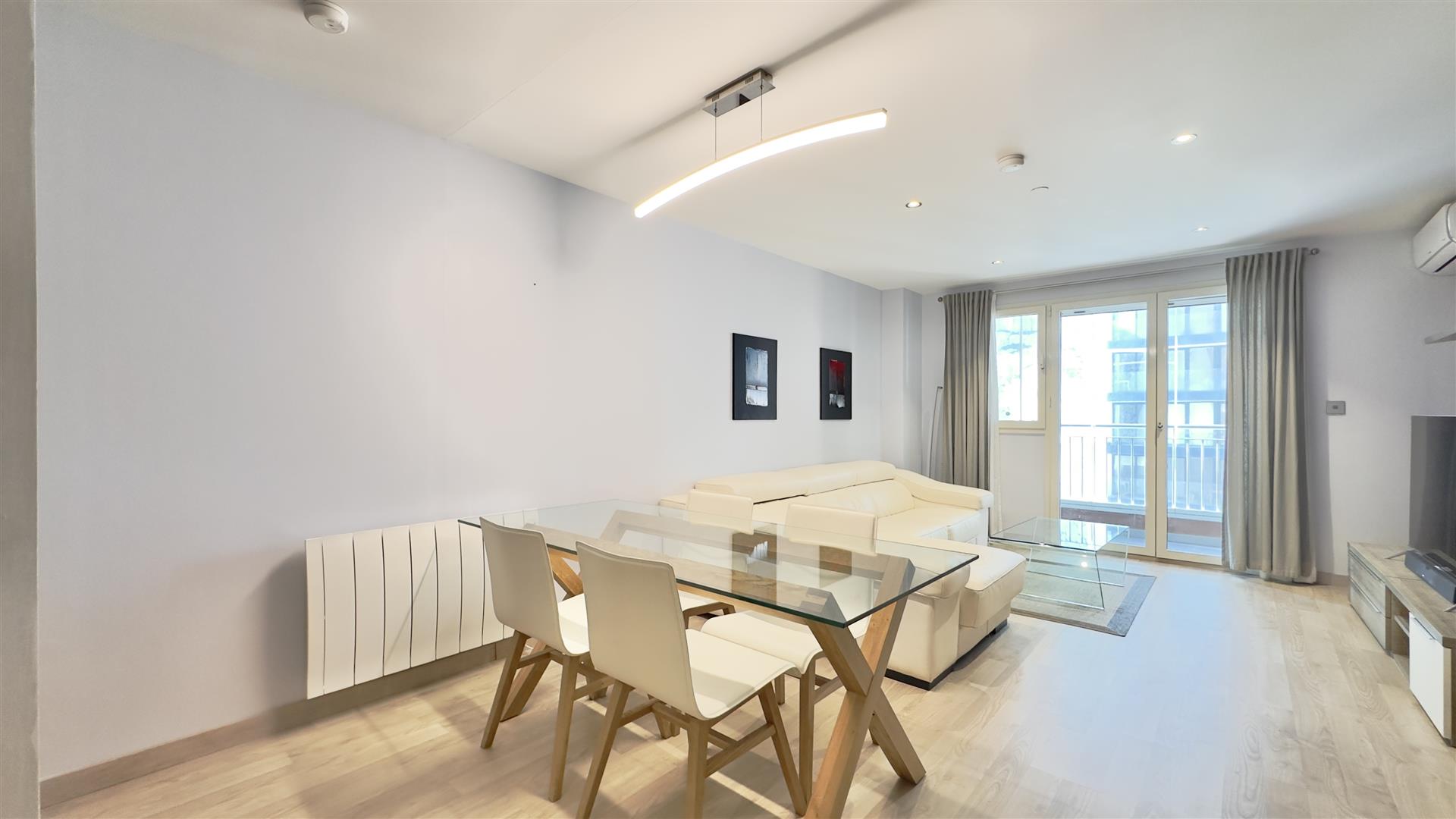 Image of Apartment - 2 Bedrooms - 1 Bathrooms for Sale in Beach View Terraces-Gibraltar, Image 2